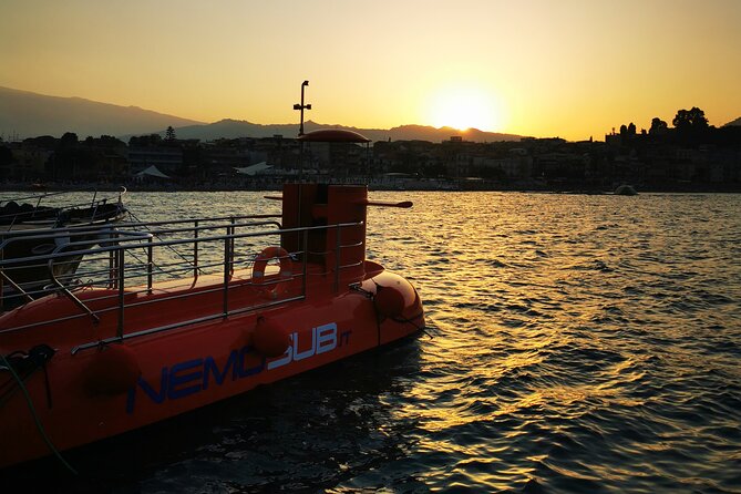 1-Hour Guided Semi-Submarine Tour to Isola Bella - A small group makes the short ride easier