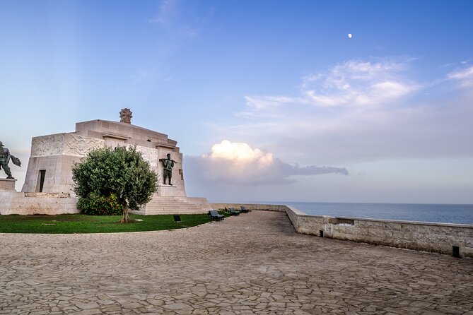2 Hours Calessino/ Tuk tuk Tour to Syracuse and Ortigia Island - How good is the English guiding?