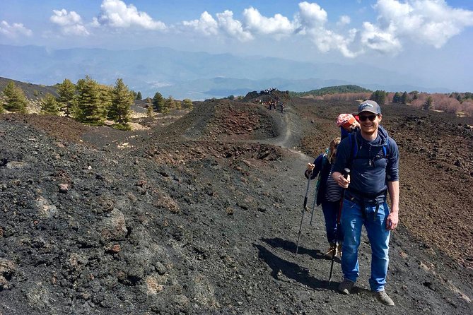 2002 Crater Excursion - Northern Etna - Why the 2002 eruption makes this hike special