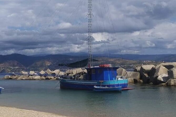 3 Hour Boat Tour in Messina - The port departure and the first view of Messina