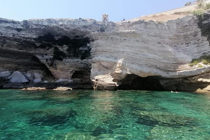 3 Hours Private Boat Tour of Syracuse and Ortigia with skipper - A flexible stop at the sea-facing castle