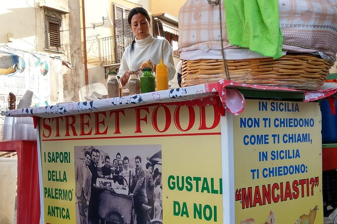 3-hours Street Food Bike Tour in Palermo - Capo Market: the fourth tasting