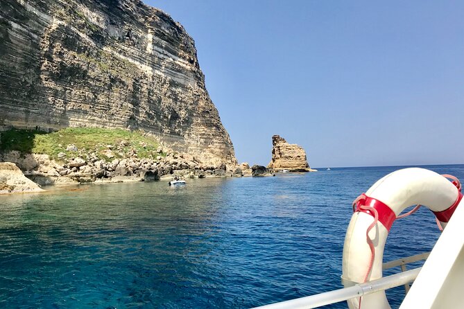 5 hour boat trip to Lampedusa with Sandwich, SUP and Snorkeling - What the Boat Ride Feels Like
