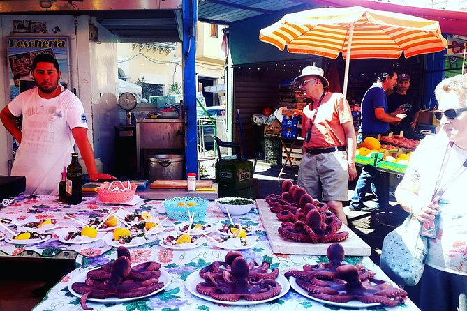 A walk among the monuments and markets of Palermo - Timing, meeting details, and who should book