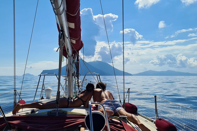 Aeolian Islands - Sailing week with skipper and assistant - Lipari and Vulcano: black sand and underwater steam