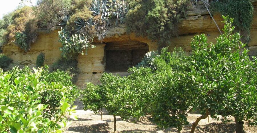 Agrigento Valley of the Temples and Kolymbethra Private Tour - Meeting at the Temple of Hera