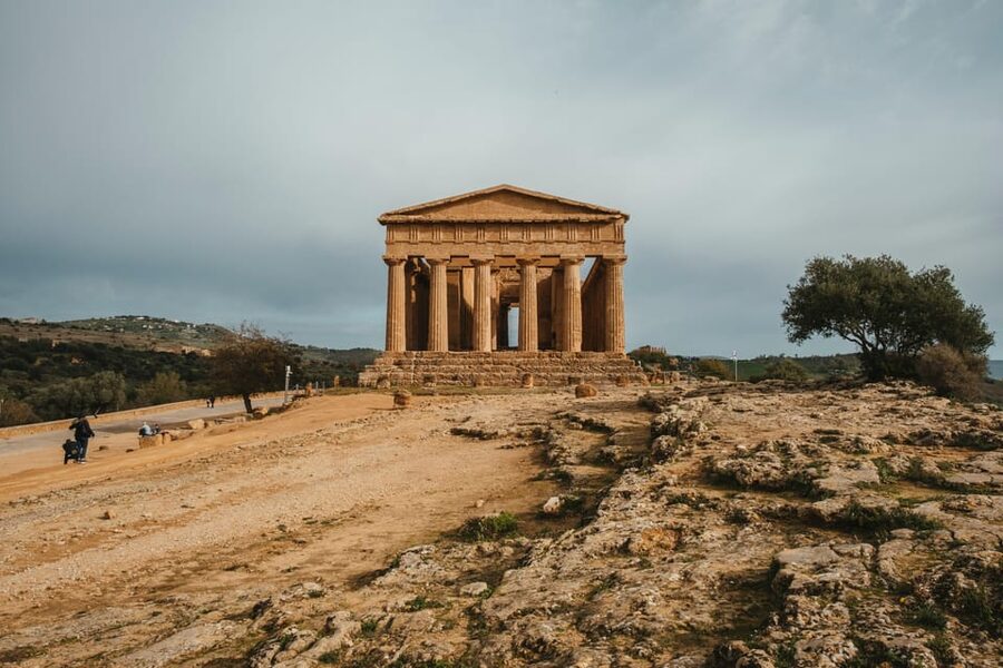 Agrigento: Valley of the Temples Private Archeological Tour - Understanding the Sanctuary of the Chthonic Deities