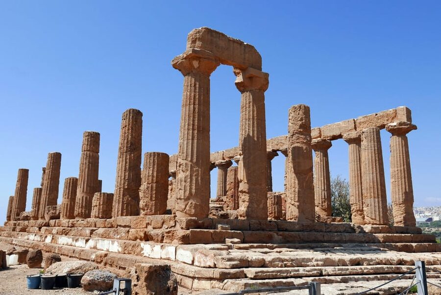 Agrigento: Valley of the Temples Private Archeological Tour - What the private guide adds