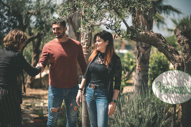 Alcamo Farm Animals and Aromatic Garden - Who Will Enjoy Augustali Most