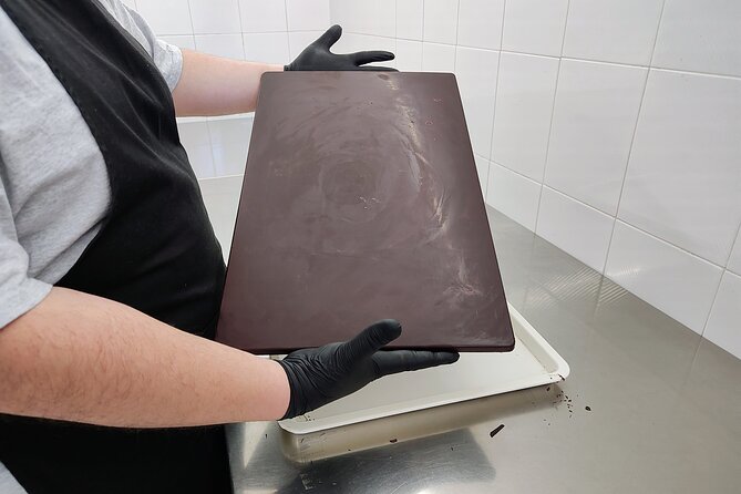 Become a chocolatier for a day, in Modica raw chocolate - A private workshop for families and small groups