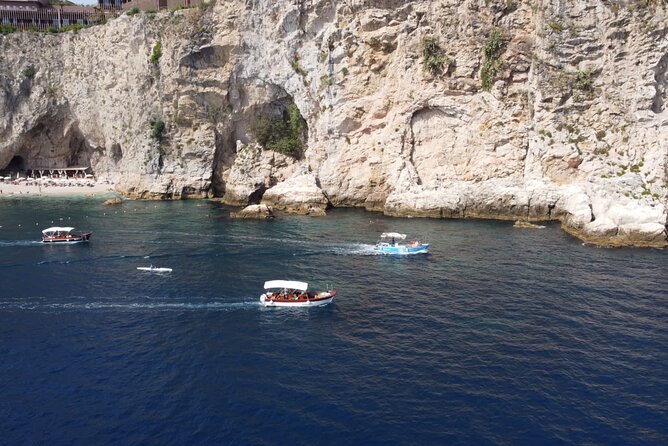 Boat excursion Taormina Giardini Naxos - Who will enjoy this two-hour outing?
