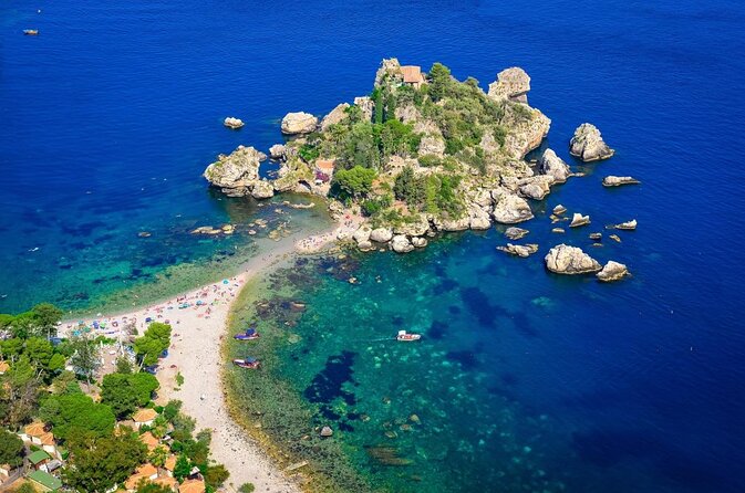 Boat tour Giardini Naxos Taormina Isola Bella Blue Grotto - The essentials at a glance