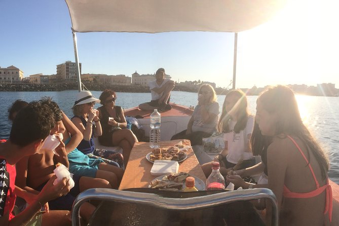 Boat tour of Ortigia Island and sea caves - Is $24.20 a fair price?