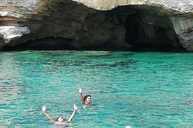 Boat tour of Ortigia, sea caves, Pillirina and snorkeling - Who will get the most from this two-hour cruise