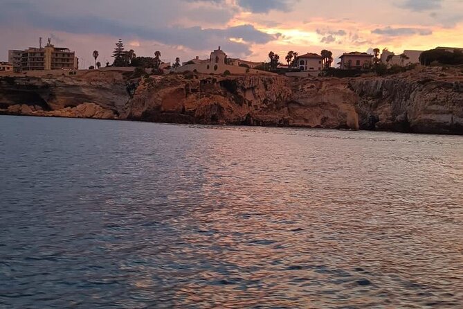 Boat tour Ortigia and Syracuse sea caves - Who will enjoy this boat tour?