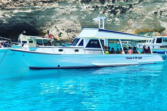 Boat trips with Zorro - Cala Pulcino and the Acque swimming pool