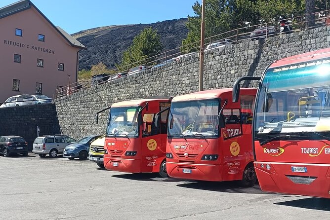 Bus Etna Experience of Italy - Reaching Mount Etna from Piazza del Duomo