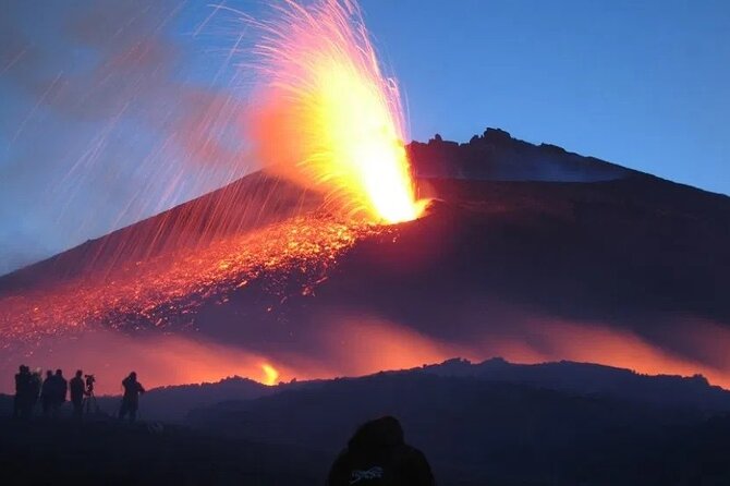 Bus Etna Experience of Italy - Three hours among the five Silvestri Craters