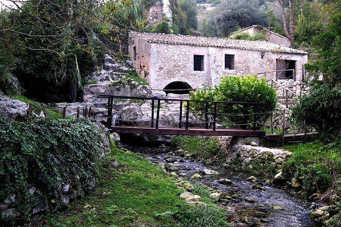 Buscemi - Palazzolo Acreide - Marzamemi Tour - Is $232.71 per person a fair price?