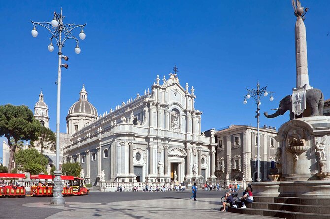 Catania, a baroque jewel - Tour For All Ages - Certified Guide - Piazza del Duomo and the city’s baroque center