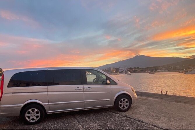 Catania AIRPORT transfer From / To Taormina - A private van for groups of up to seven