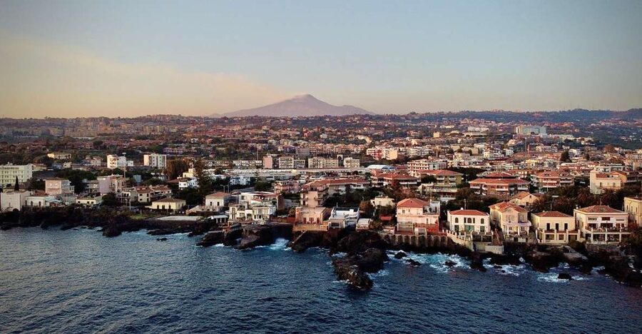 Catania: City Highlights Walking Tour - The Pescheria fish market, where the city gets practical