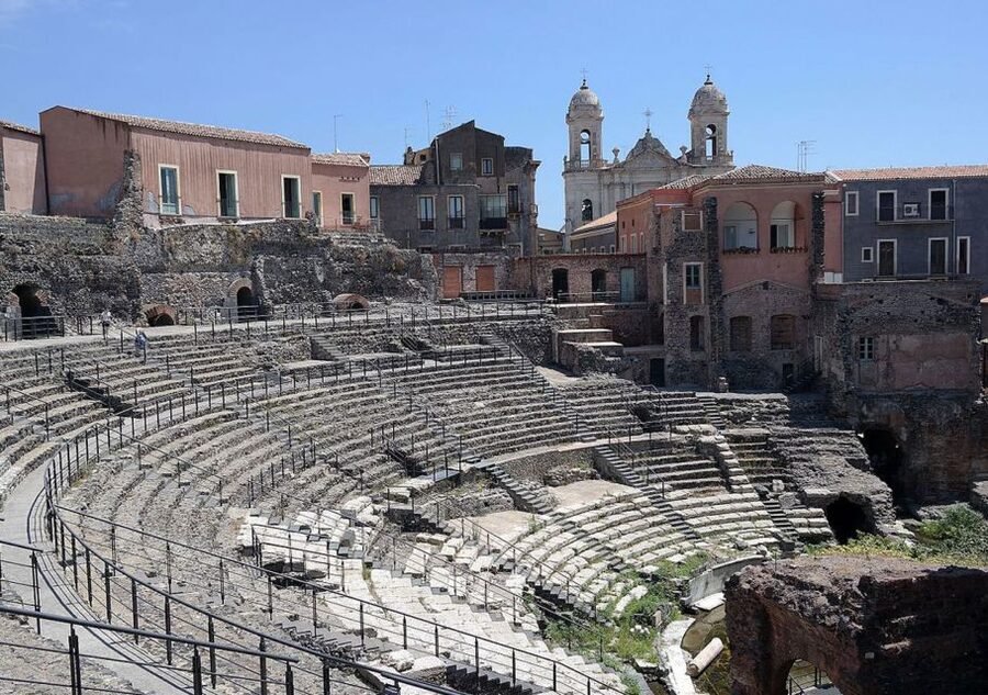 Catania: City Highlights Walking Tour - Piazza dell’Università and the return through the center