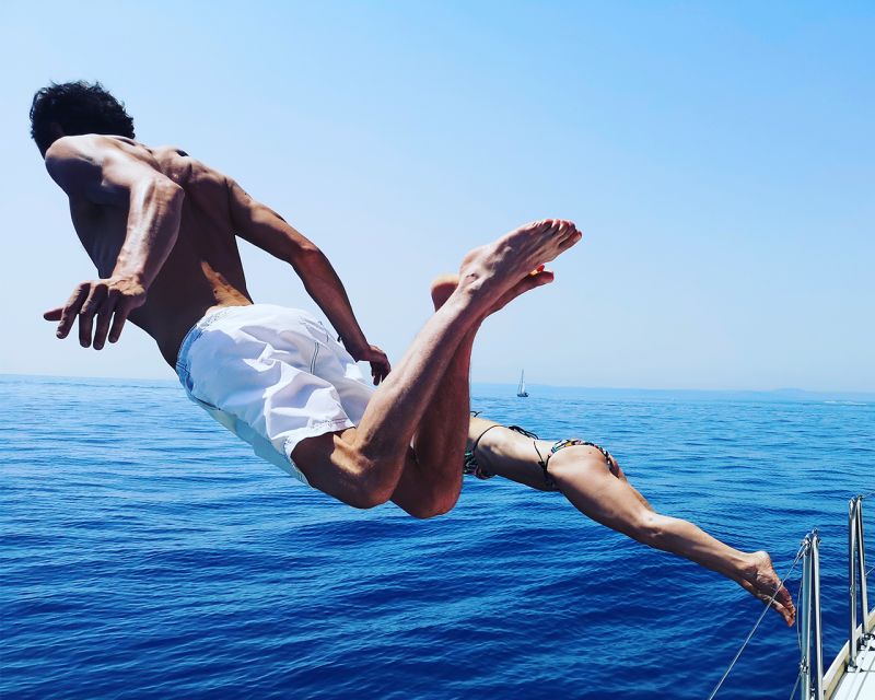 Catania: Coastline Sailing Trip with Aperitif and Prosecco - The swim stop and what the water is really like