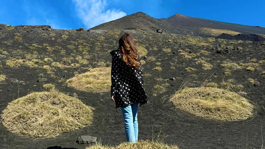 Catania: Etna Nature Tour with Hiking, Cave Visit, & Tasting - Why this Etna outing works so well
