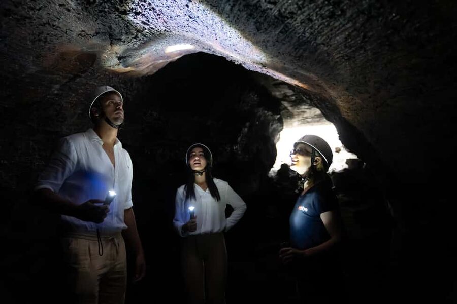 Catania: Etna Nature Tour with Hiking, Cave Visit, & Tasting - Inside the lava cave