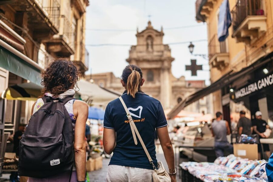 Catania: Guided Street Food Walking Tour - Dietary Needs, Walking Pace, and Practical Comfort