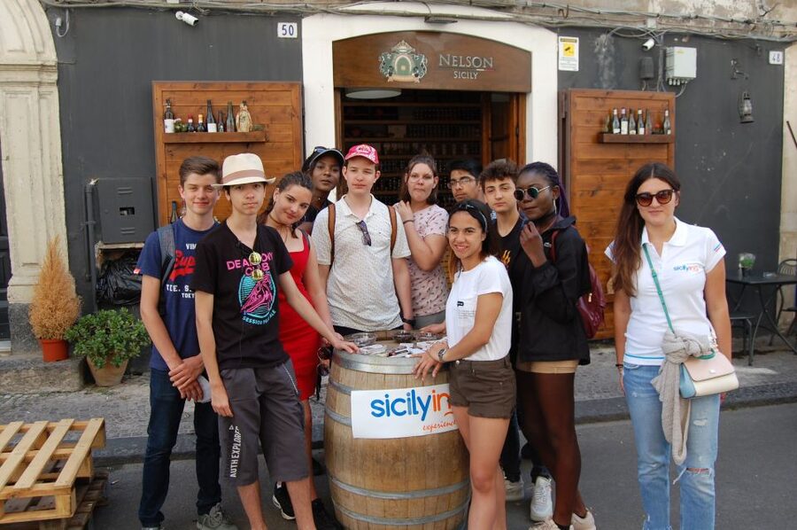Catania: Guided Street Food Walking Tour - Via Etnea and Catania’s Famous Food Market
