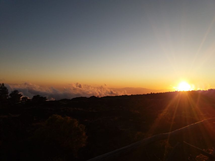 Catania: Mount Etna Sunset Tour and Etna Doc Wine - Monte Pomiciaro and the Valle del Bove