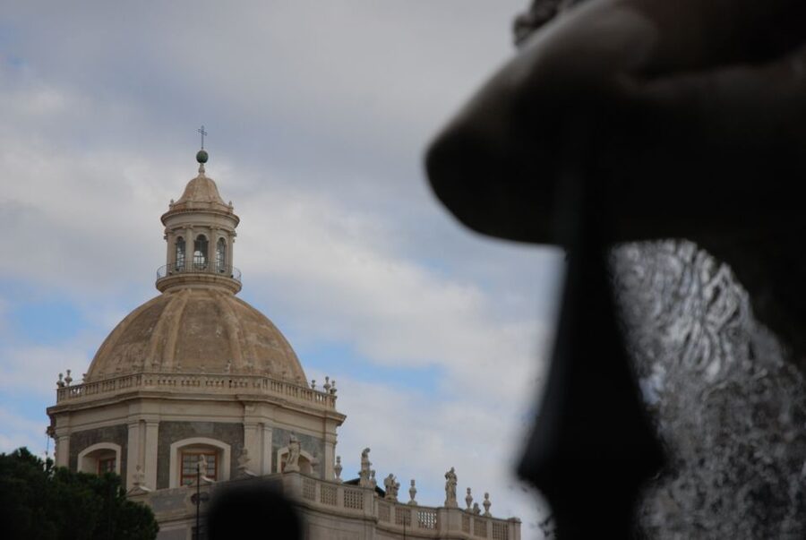 Catania Night Street Food & Backstreet Tour with a Local - Starting at Piazza del Duomo