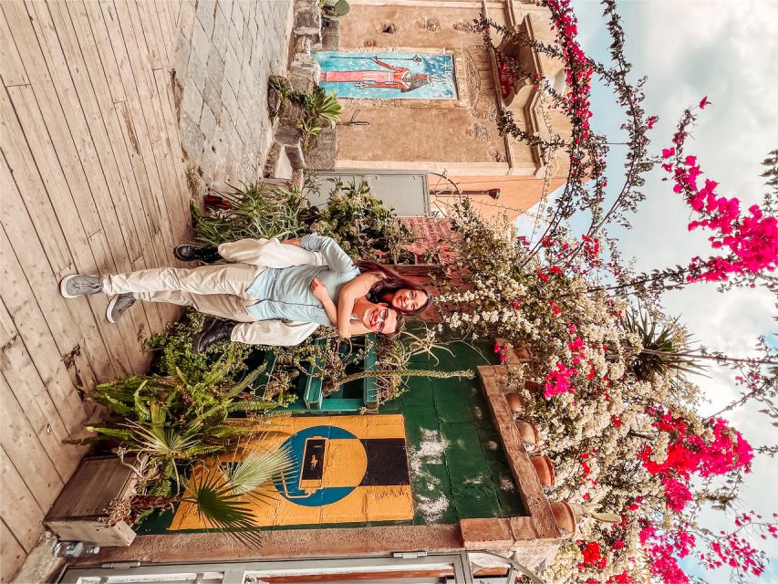 Catania: Photo Tour - Finding contrast at Piazza Umbrella
