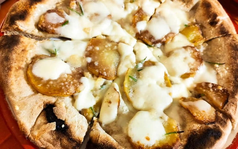 Catania: Pizza Cooking Class - A three-hour introduction to Catanian cooking