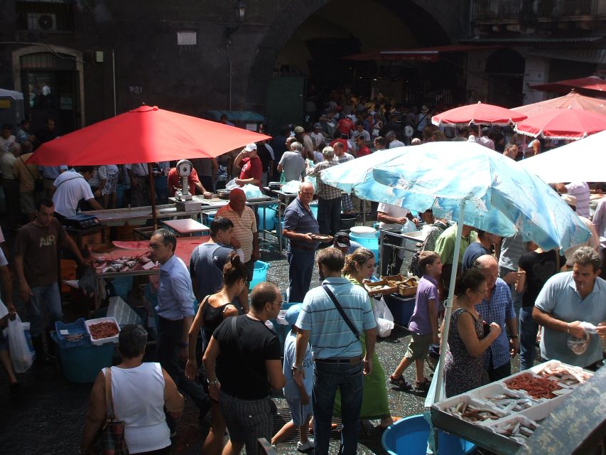 Catania: Private Tour with Arancino Tasting - Piazza del Duomo and the elephant fountain