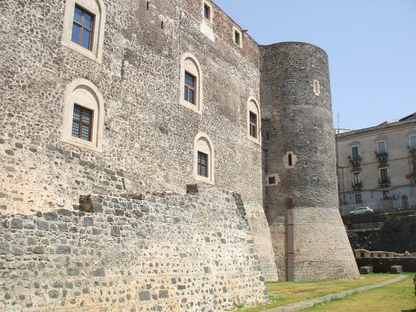 Catania: Private Tour with Arancino Tasting - Sant’Agata Cathedral and its many layers
