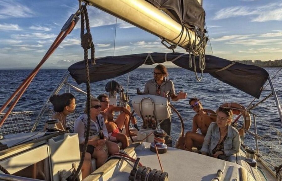 Catania: Sailing Tour with Lunch - A practical introduction to sailing