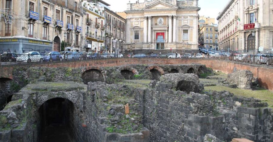 Catania: Underground and Street Food Walking Tour - Key points at a glance