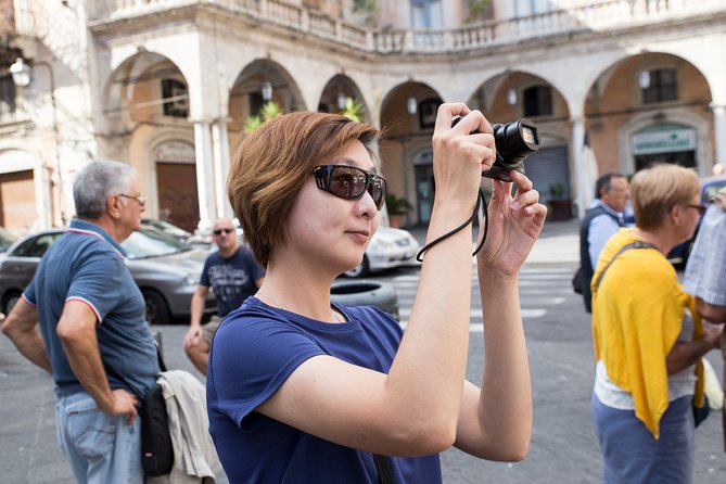 Catania unique walking tour of the city center - Starting at Piazza del Duomo