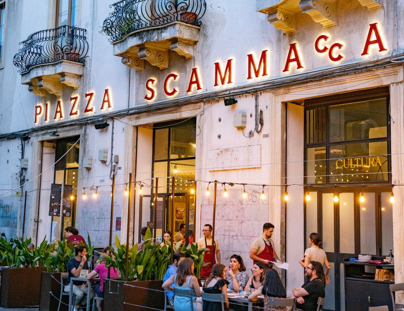 Catania: Volcanic Wine Tasting in a Metropolitan Market - What the sommelier adds