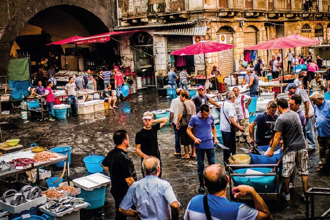 Catania Walking Tour with Audio and Written Guide by a Local - A self-guided route through Catania’s old center