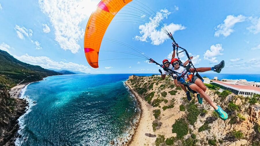 Cefalù: Tandem Paragliding Flight and GoPro13 Video - Flying above Cefalù instead of simply looking at it