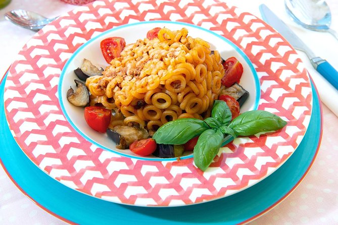 Cesarine: Dining & Cooking Demo at Local's Home in Messina - Time, group size, and comfort