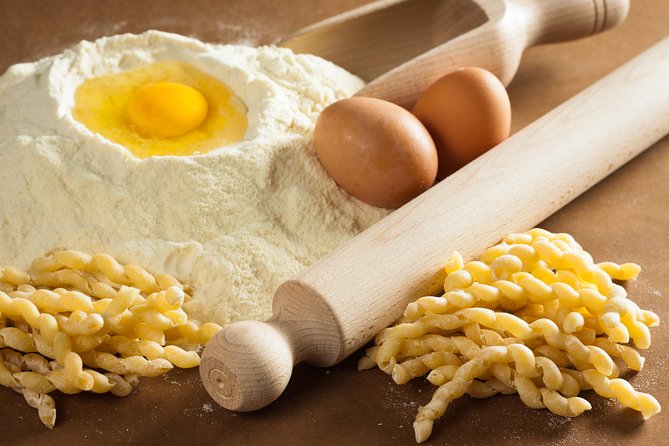 Cesarine: Home Cooking Class & Meal with a Local in Palermo - The menu changes, and that matters