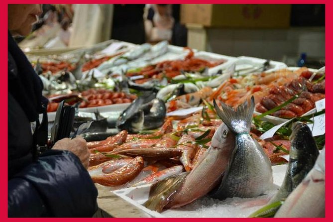 Cesarine: Market Tour & Dining at a Local's Home in Messina - Key points at a glance