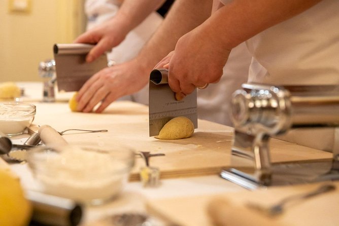 Cesarine: Private Pasta Class at Local's Home in Messina - Key points to know before booking