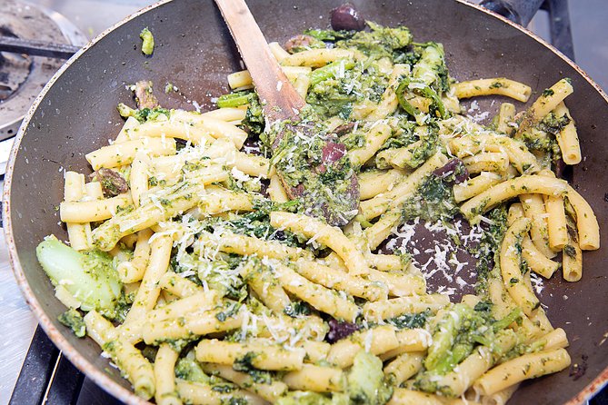 Cesarine: Private Pasta Class at Local's Home in Messina - The hosts make the difference