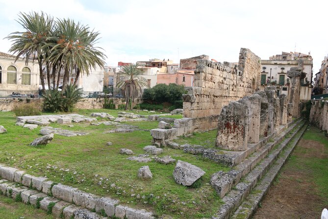 Classical Ortigia Guided Group Tour - Syracuse Cathedral inside an ancient Greek temple